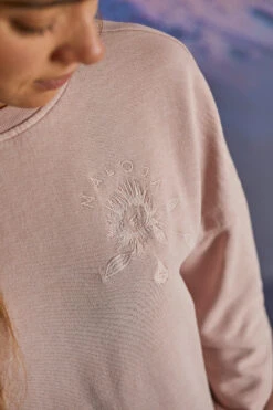 Maloja W's VurzaM. Natural Dye Sweatshirt - 100% Organic Cotton -Sportswear Shop ws vurzam natural dye sweatshirt 100 organic cotton shirt maloja 190039