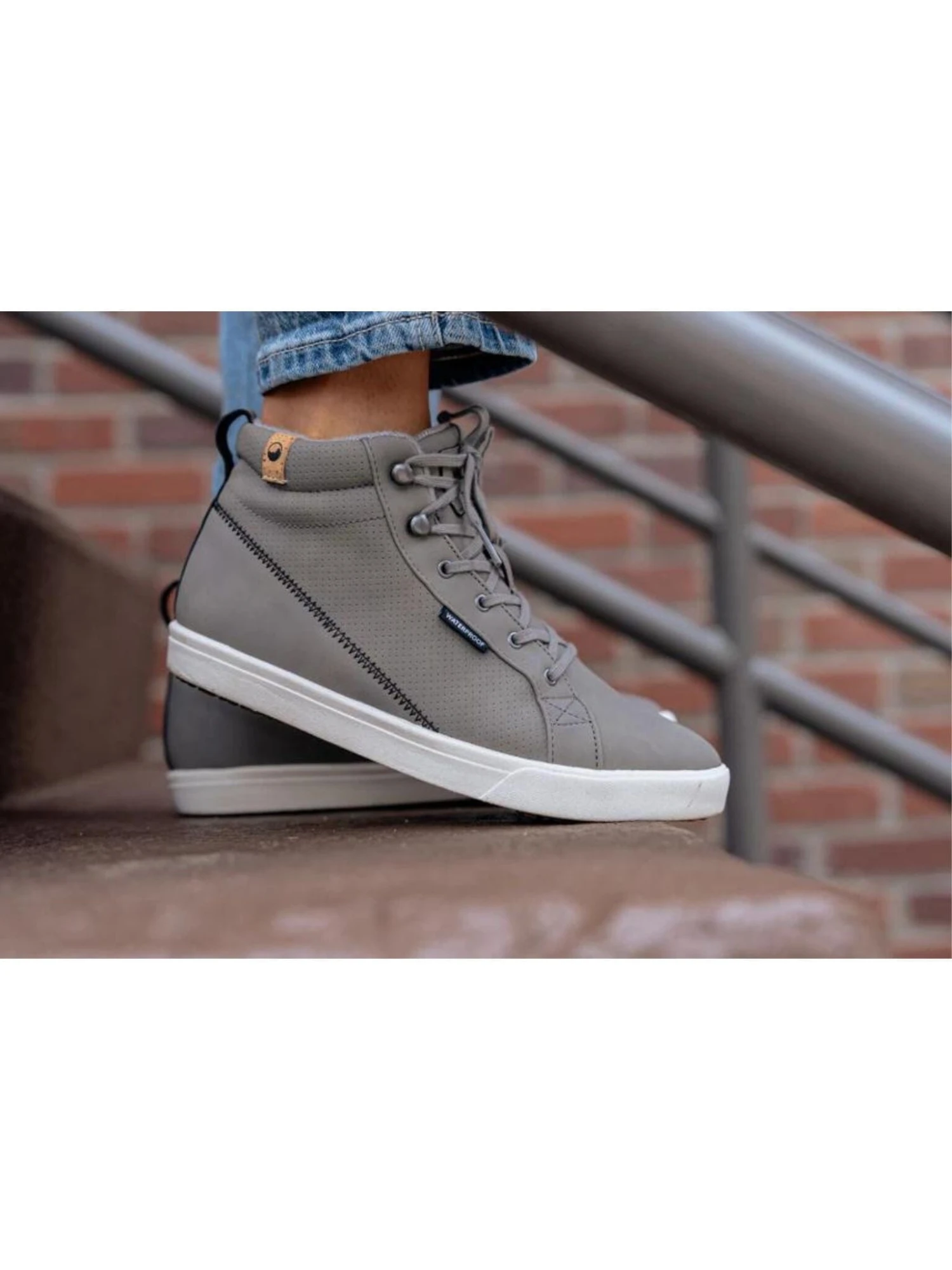 Saola W's Wanaka Waterproof Sneakers - Recycled PET And Bio-sourced Materials 7 Saola W's Wanaka Waterproof Sneakers - Recycled PET And Bio-sourced Materials - Image 5